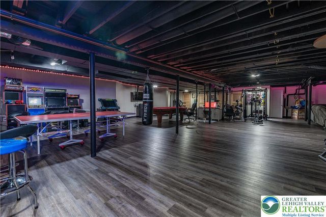 62 Surrey Drive, Palmer Twp, PA 18045