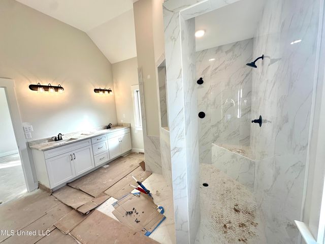 2945 Molly Cove, Nesbit, MS 38651