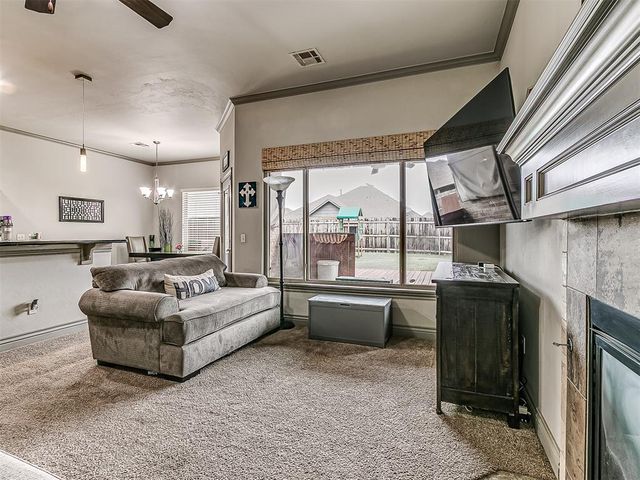 8313 NW 141st Circle, Oklahoma City, OK 73142