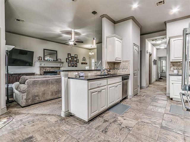 8313 NW 141st Circle, Oklahoma City, OK 73142