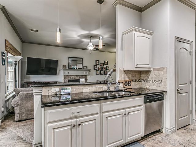 8313 NW 141st Circle, Oklahoma City, OK 73142