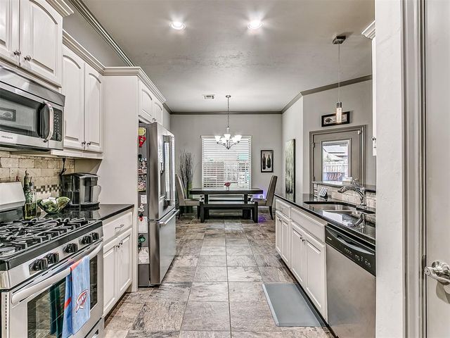 8313 NW 141st Circle, Oklahoma City, OK 73142