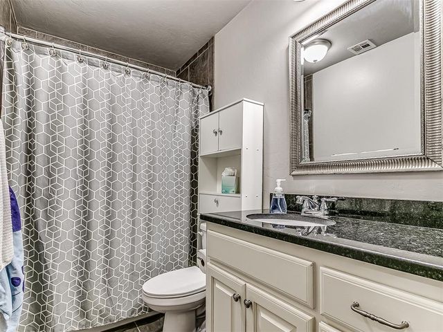 8313 NW 141st Circle, Oklahoma City, OK 73142