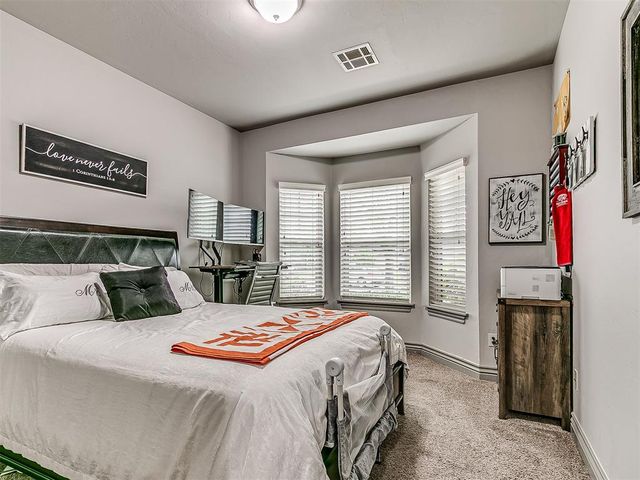 8313 NW 141st Circle, Oklahoma City, OK 73142