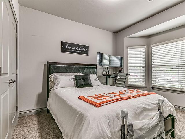 8313 NW 141st Circle, Oklahoma City, OK 73142