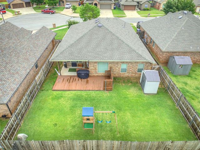 8313 NW 141st Circle, Oklahoma City, OK 73142