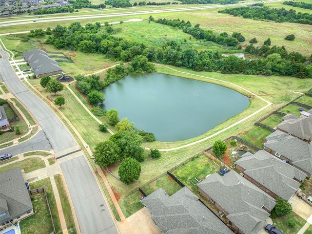 8313 NW 141st Circle, Oklahoma City, OK 73142