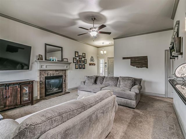 8313 NW 141st Circle, Oklahoma City, OK 73142