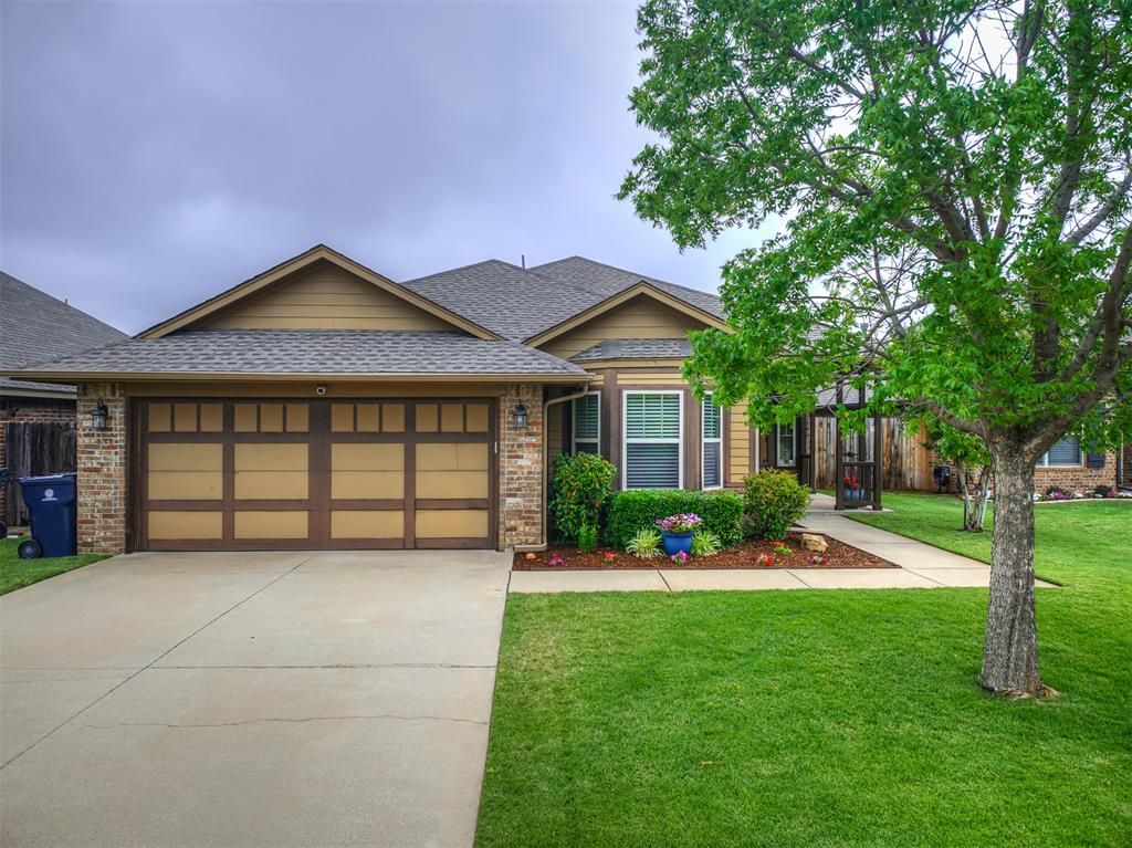 8313 NW 141st Circle, Oklahoma City, OK 73142