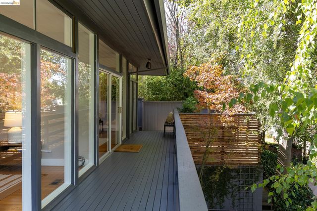 1791 Indian Way, Oakland, CA 94611
