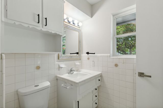 6701 Del Norte Lane, Dallas, TX 75225