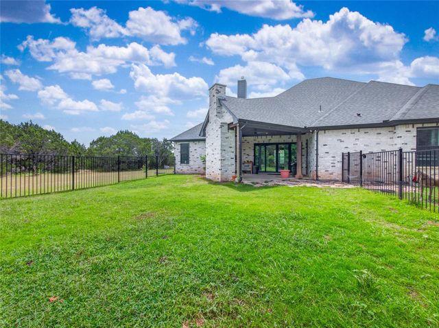 18107 Forrest DR, Whitney, TX 76692