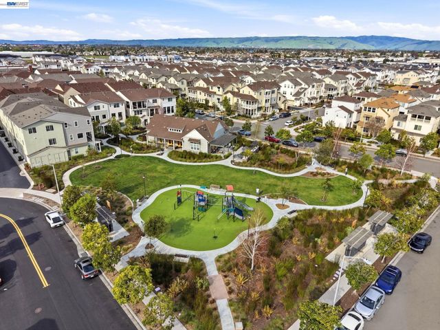 9034 Rudder Way, Newark, CA 94560