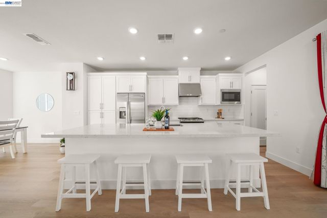 9034 Rudder Way, Newark, CA 94560