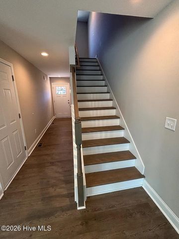 1120 W Massachusetts Avenue, Southern Pines, NC 28387