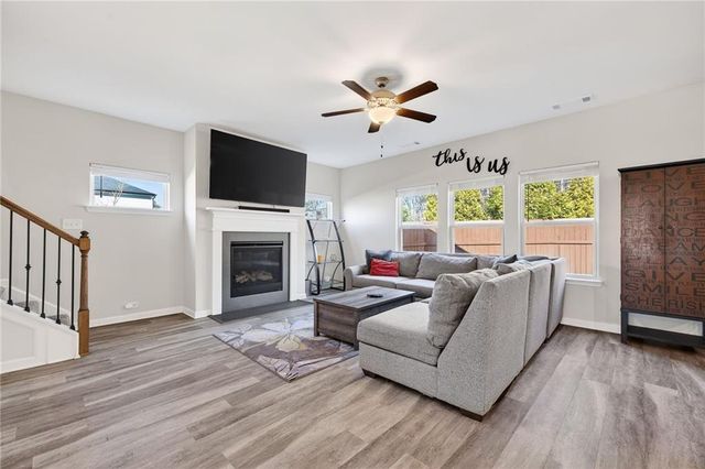 1924 Azure Grove Court, Marietta, GA 30008