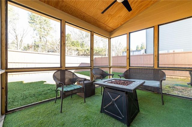 1924 Azure Grove Court, Marietta, GA 30008