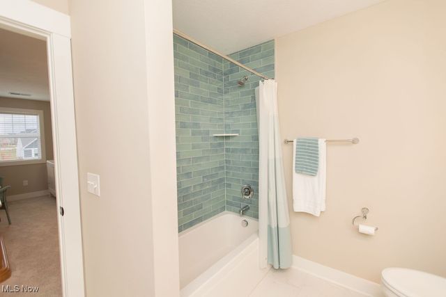 2770 Weeping Pine Drive, Medina, OH 44256