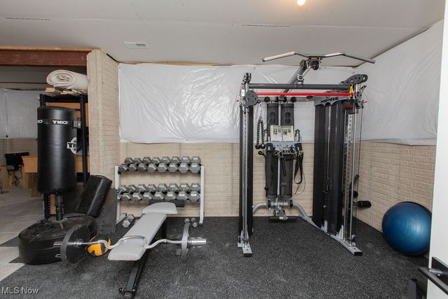 2770 Weeping Pine Drive, Medina, OH 44256