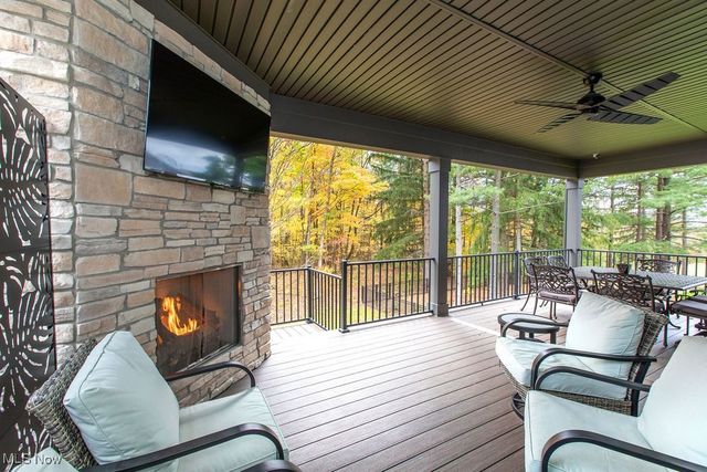 2770 Weeping Pine Drive, Medina, OH 44256