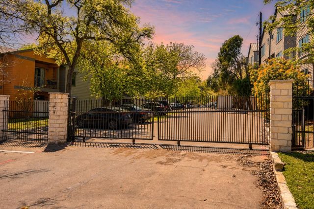 3204 Menchaca RD 303, Austin, TX 78704