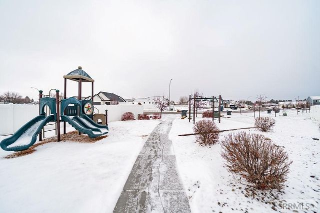 560 Trails End, Idaho Falls, ID 83402