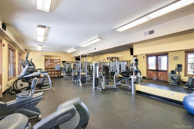 12200 S Season Court, Parker, CO 80138