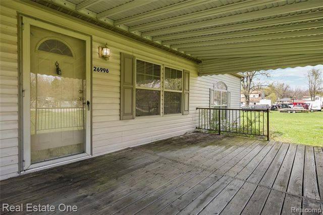 26996 Sumpter Road, Belleville, MI 48111
