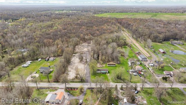 26996 Sumpter Road, Belleville, MI 48111