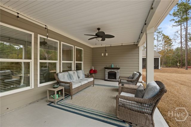 398 Mandeville Drive, Richmond Hill, GA 31324