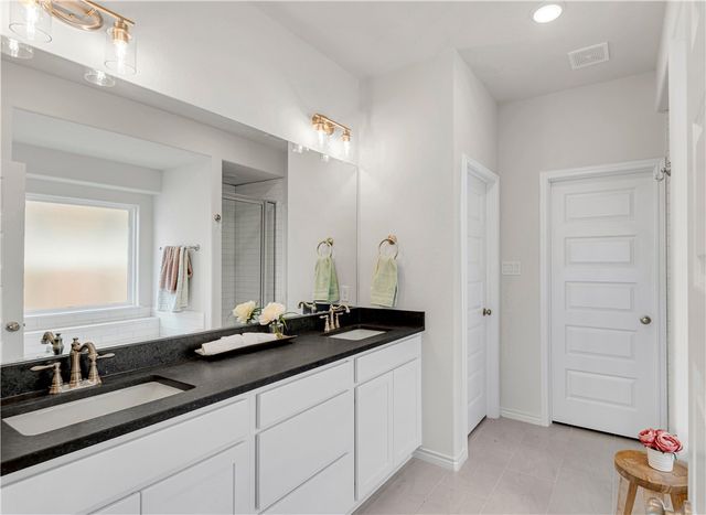 3572 Pointe Du Hoc Drive, Bryan, TX 77808