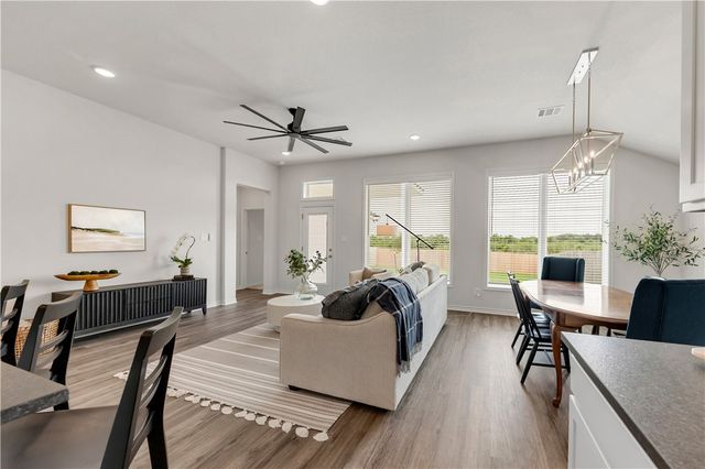 3572 Pointe Du Hoc Drive, Bryan, TX 77808