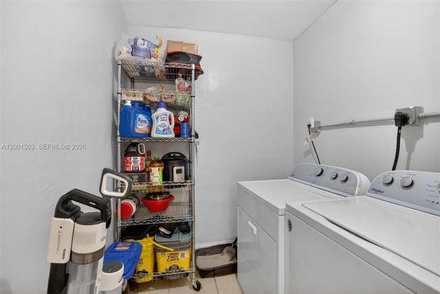 6878 SW 15th Street, North Lauderdale, FL 33068