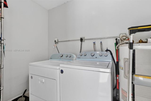 6878 SW 15th Street, North Lauderdale, FL 33068