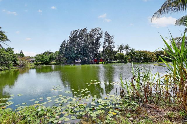 6878 SW 15th Street, North Lauderdale, FL 33068