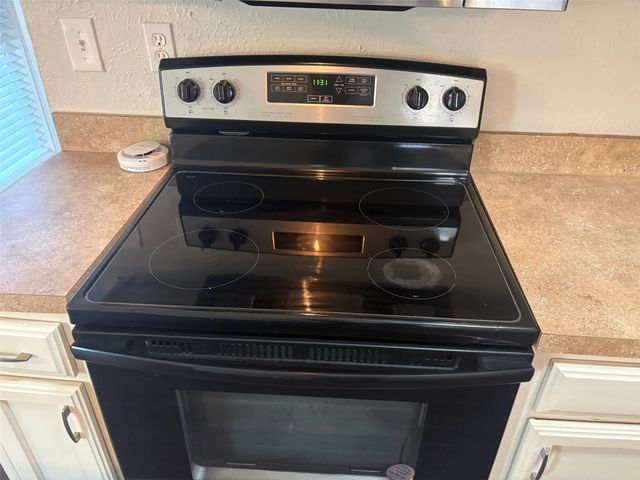 6019 Dooley Drive, The Colony, TX 75056