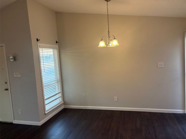 6019 Dooley Drive, The Colony, TX 75056