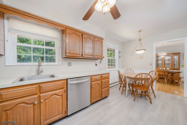 51 Hilltop Ave, Berkeley Heights Twp., NJ 07922