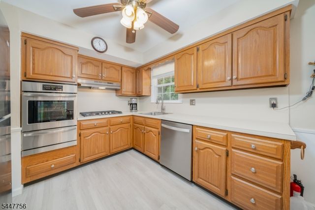 51 Hilltop Ave, Berkeley Heights Twp., NJ 07922