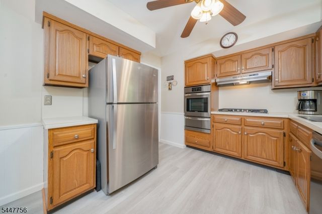 51 Hilltop Ave, Berkeley Heights Twp., NJ 07922