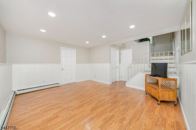 51 Hilltop Ave, Berkeley Heights Twp., NJ 07922