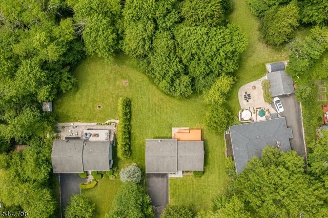 51 Hilltop Ave, Berkeley Heights Twp., NJ 07922
