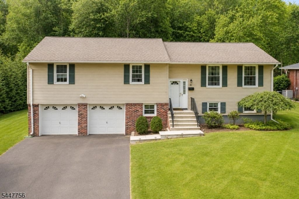 51 Hilltop Ave, Berkeley Heights Twp., NJ 07922