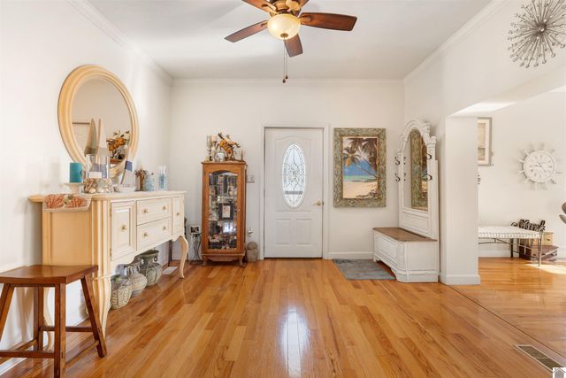 31 2nd Street, Kuttawa, KY 42055