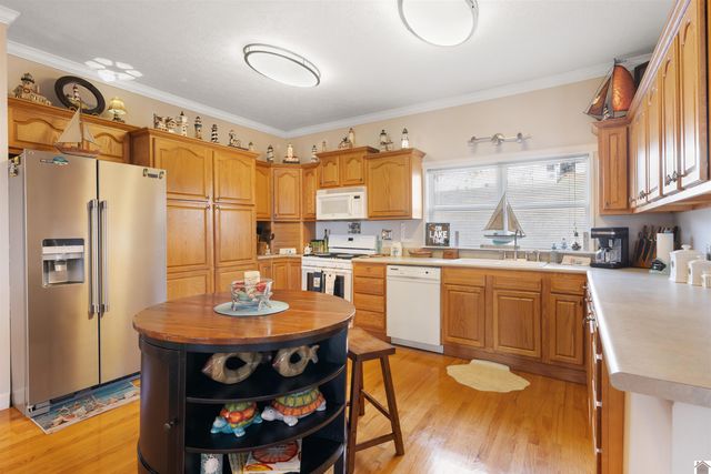 31 2nd Street, Kuttawa, KY 42055