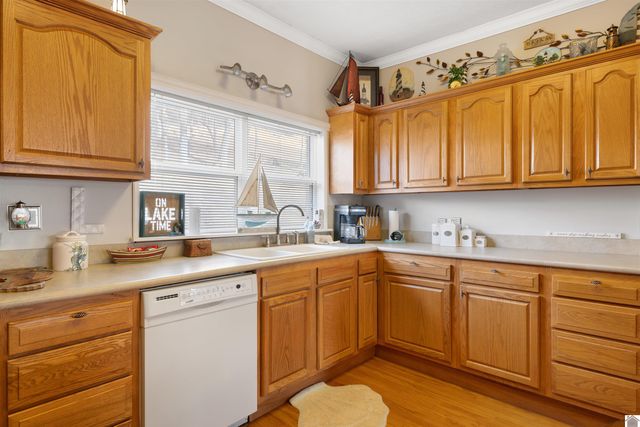 31 2nd Street, Kuttawa, KY 42055