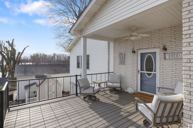 31 2nd Street, Kuttawa, KY 42055