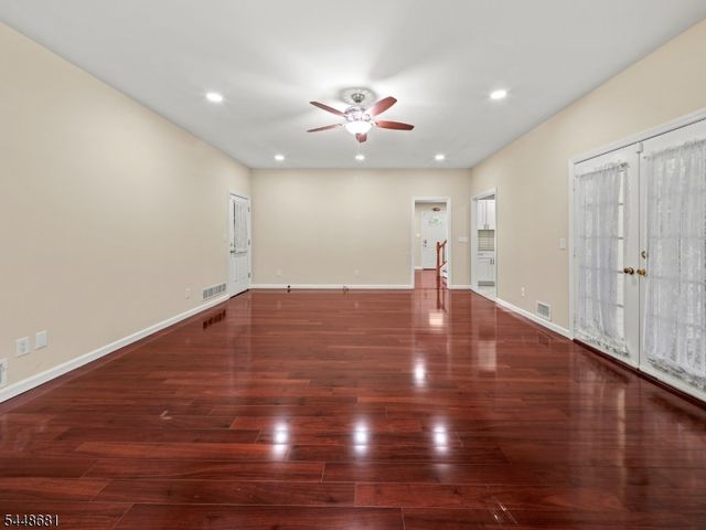 469 King George Rd, Bernards Twp., NJ 07920