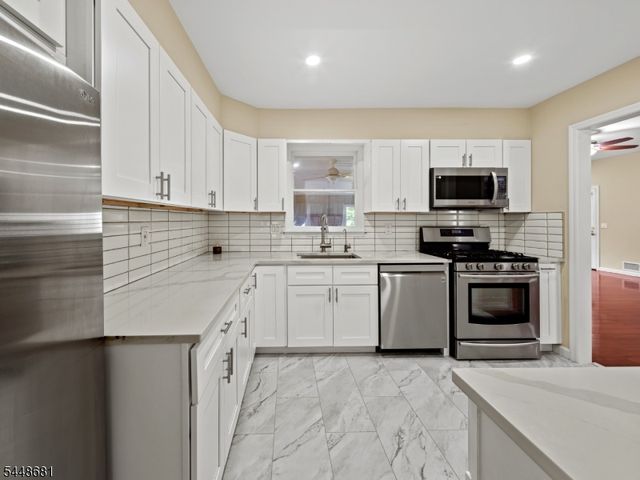469 King George Rd, Bernards Twp., NJ 07920