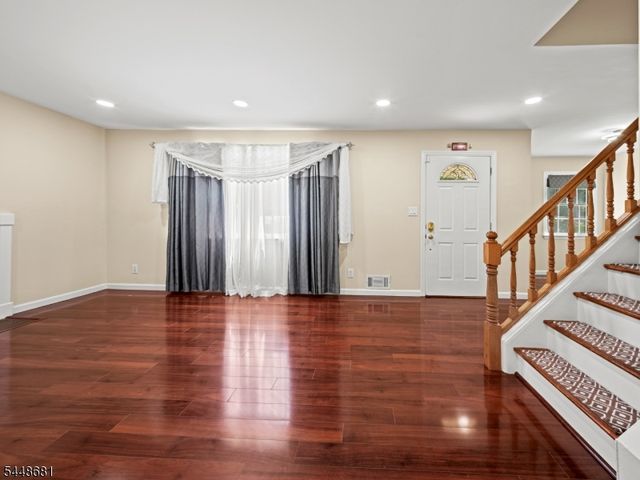 469 King George Rd, Bernards Twp., NJ 07920